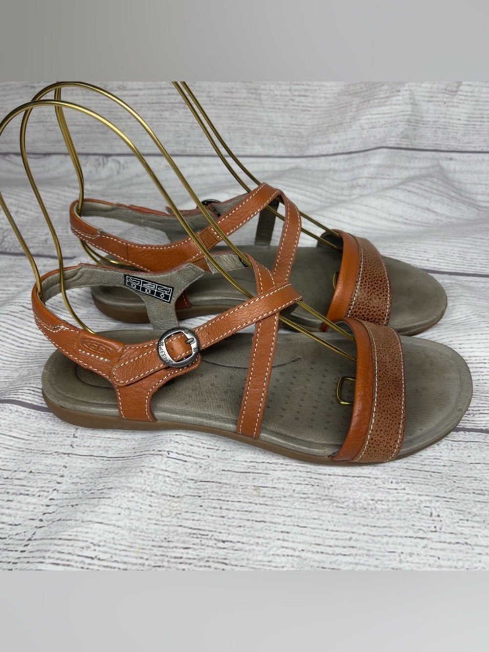 Keen Women’s 8 Rose City Tan Leather Strappy Buckle Flat Sandals